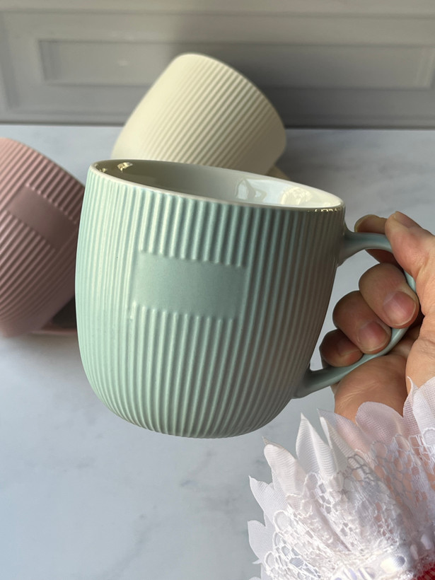 ماگ سرامیکی رنگ پاستلی