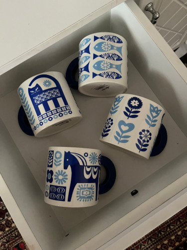 ماگ چینی دسته گرد آبی سفید