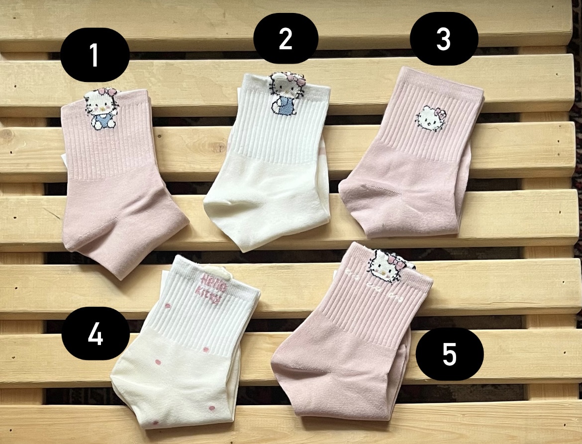 جوراب نیم ساق طرح هلو کیتی