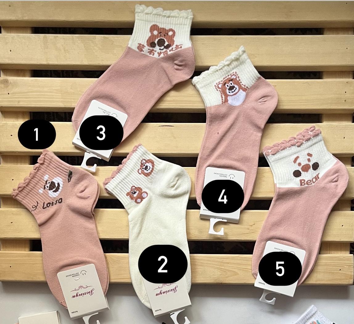 جوراب مچی طرح لوتسو